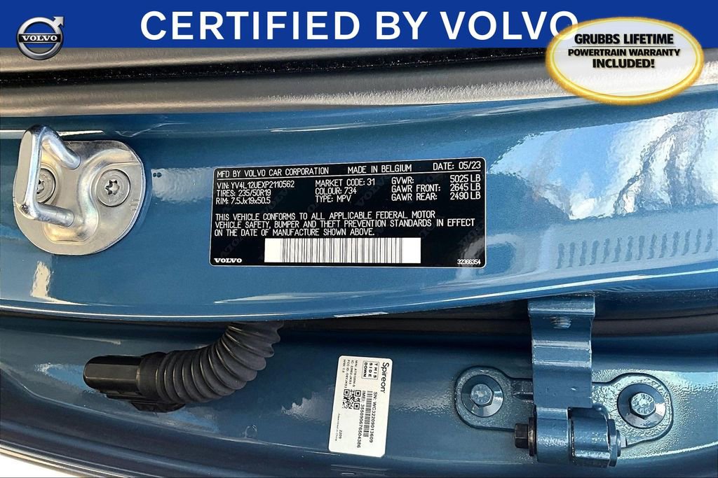 Used 2023 Volvo XC40 B5 Plus w/ Protection Package Premier image 42