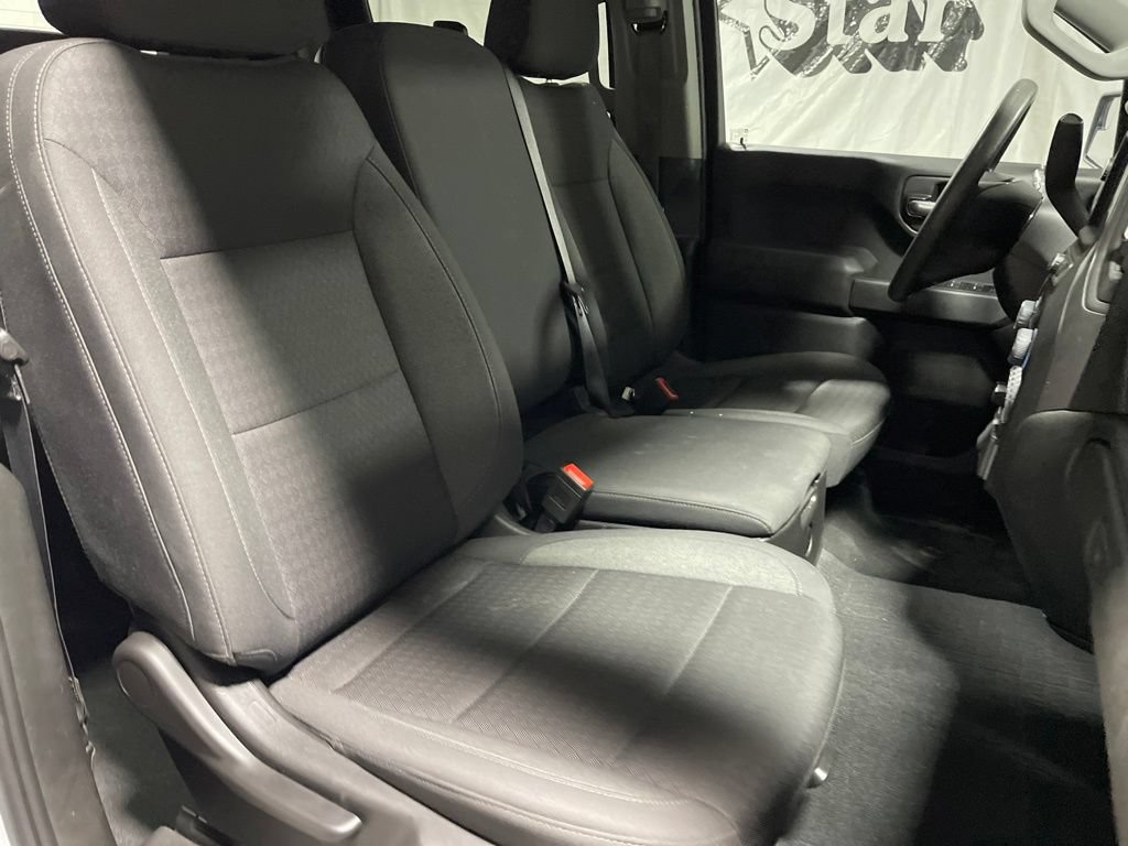Used 2024 Chevrolet Silverado 1500 Custom AWD/4WD image 9