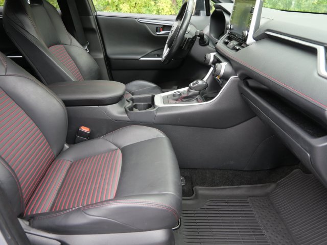 Used 2021 Toyota RAV4 XSE w/ Weather Package AWD/4WD image 8