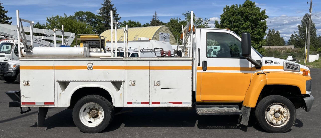 Used 2005 Chevrolet Kodiak C4500 2WD Regular Cab image 4