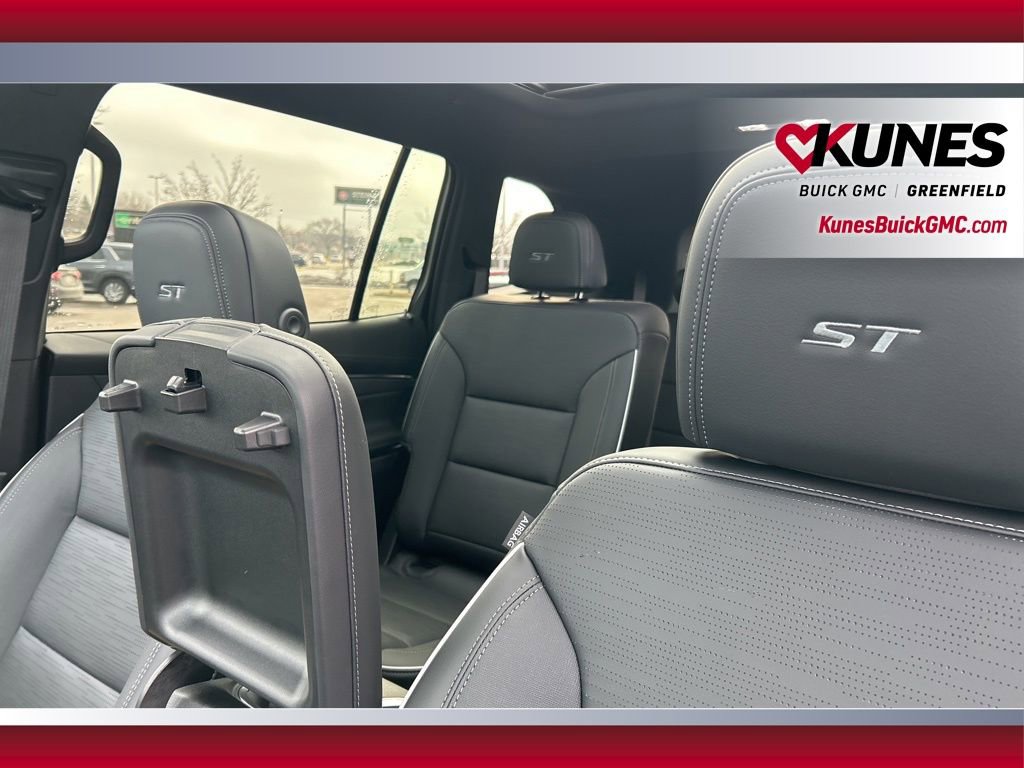 New 2026 Buick Enclave Sport Touring w/ Super Cruise Package image 18
