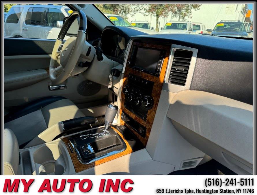Used 2010 Jeep Grand Cherokee Limited w/ Quadra-Drive II 4X4 Group image 27
