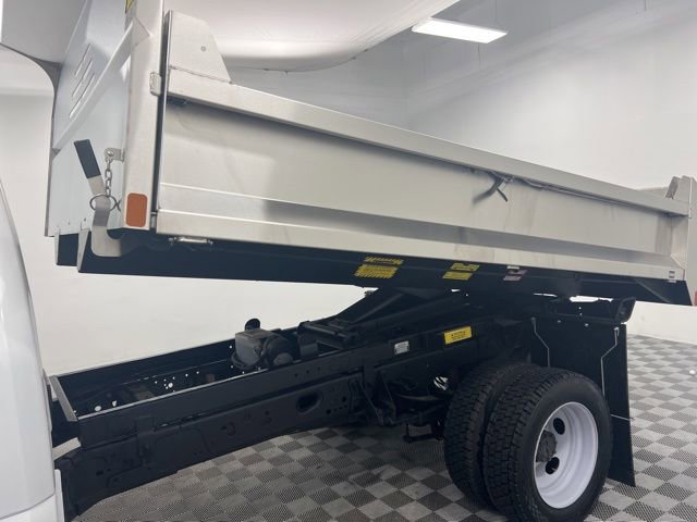 New 2025 Ford F450 XL w/ XL Chrome Package AWD/4WD image 16