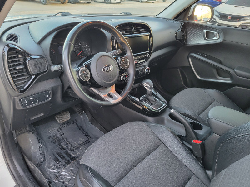 Used 2020 Kia Soul EX w/ Option Group 015 FWD image 14