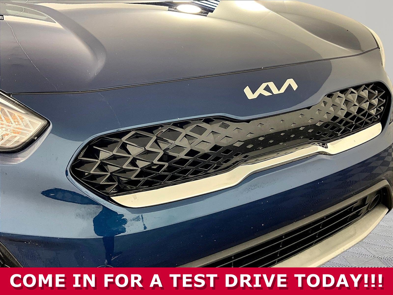 Used 2022 Kia Niro LXS FWD image 28