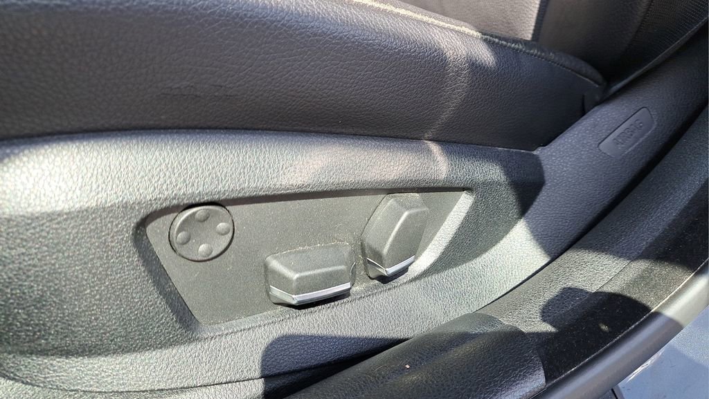 Used 2013 BMW 535i xDrive Sedan image 23