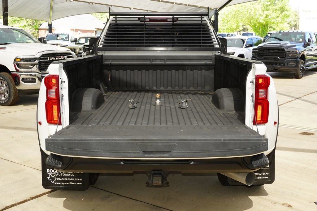 Used 2024 Chevrolet Silverado 3500 W/T image 29
