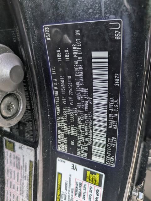 Used 2023 Toyota Corolla Cross XLE w/ Convenience Package image 38