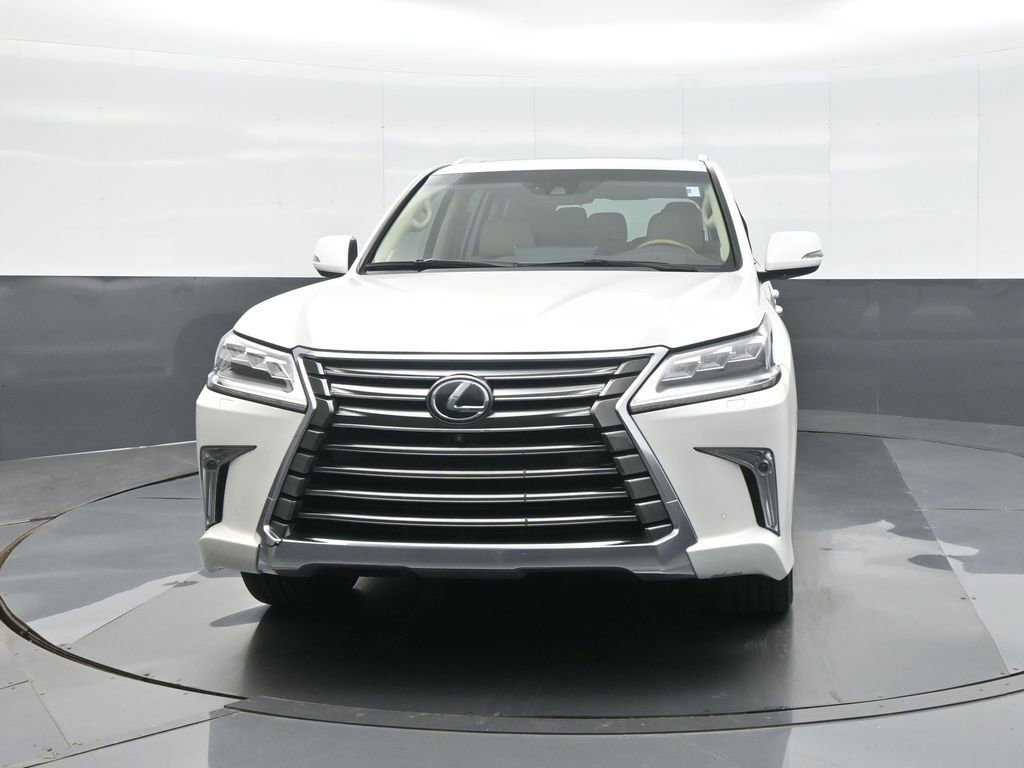 Used 2017 Lexus LX 570 4WD w/ Luxury Package image 2