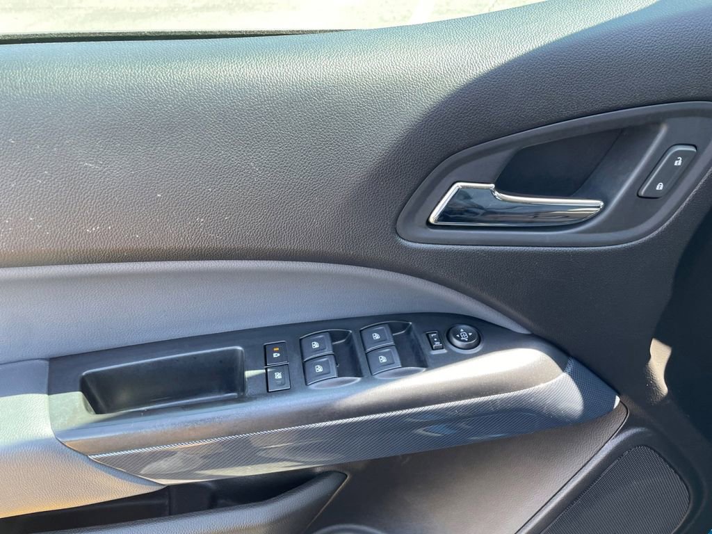 Used 2019 Chevrolet Colorado Z71 AWD/4WD image 15