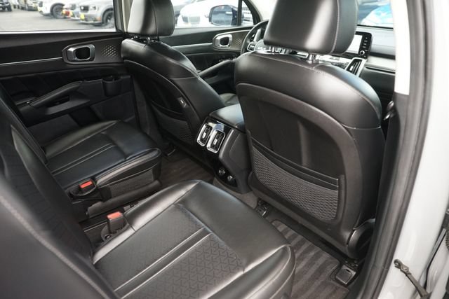Used 2023 Kia Sorento SX FWD image 17