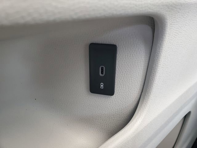 Certified 2025 Volkswagen ID. Buzz 1st Edition RWD image 12