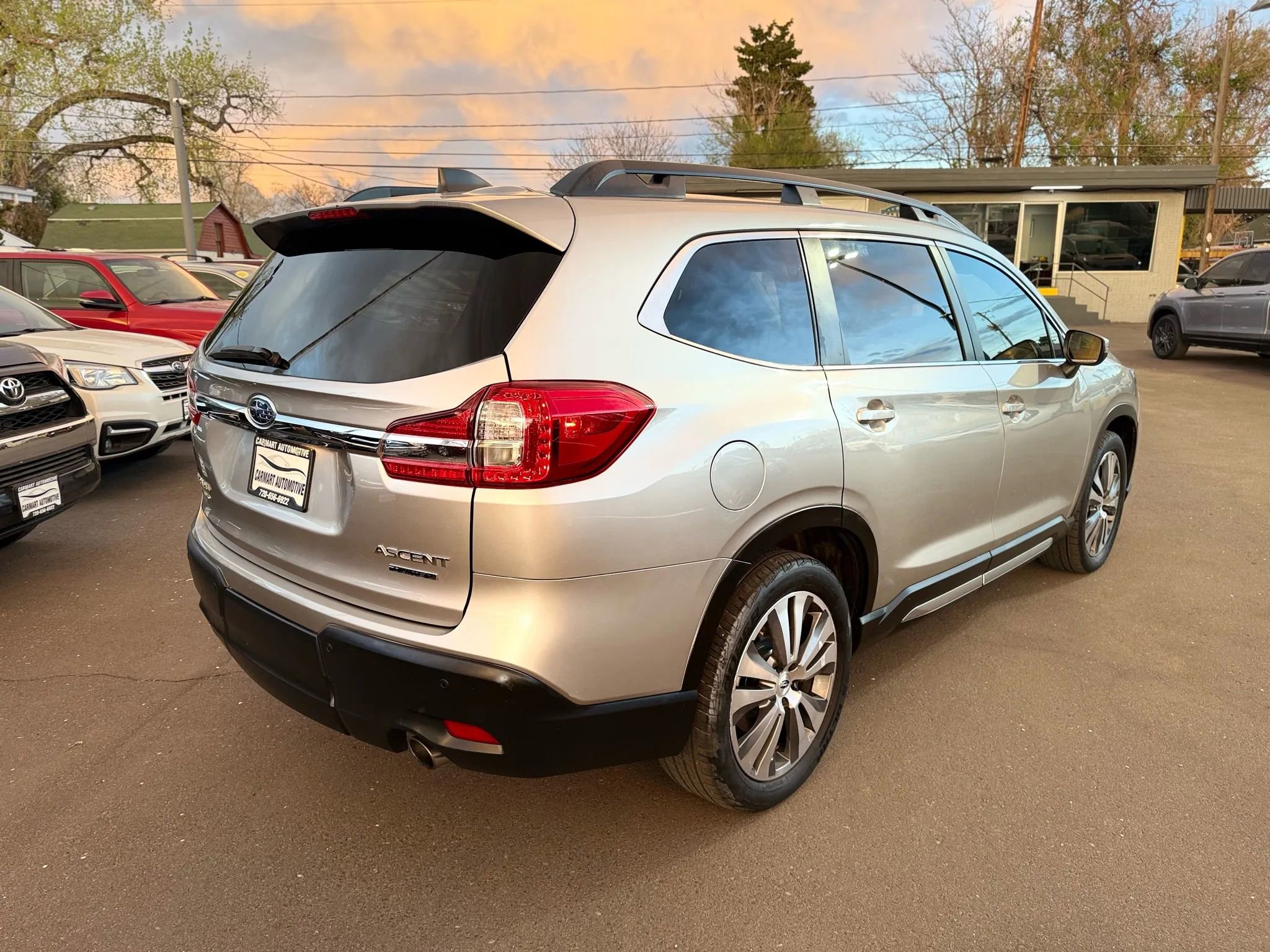 Used 2020 Subaru Ascent Limited image 8