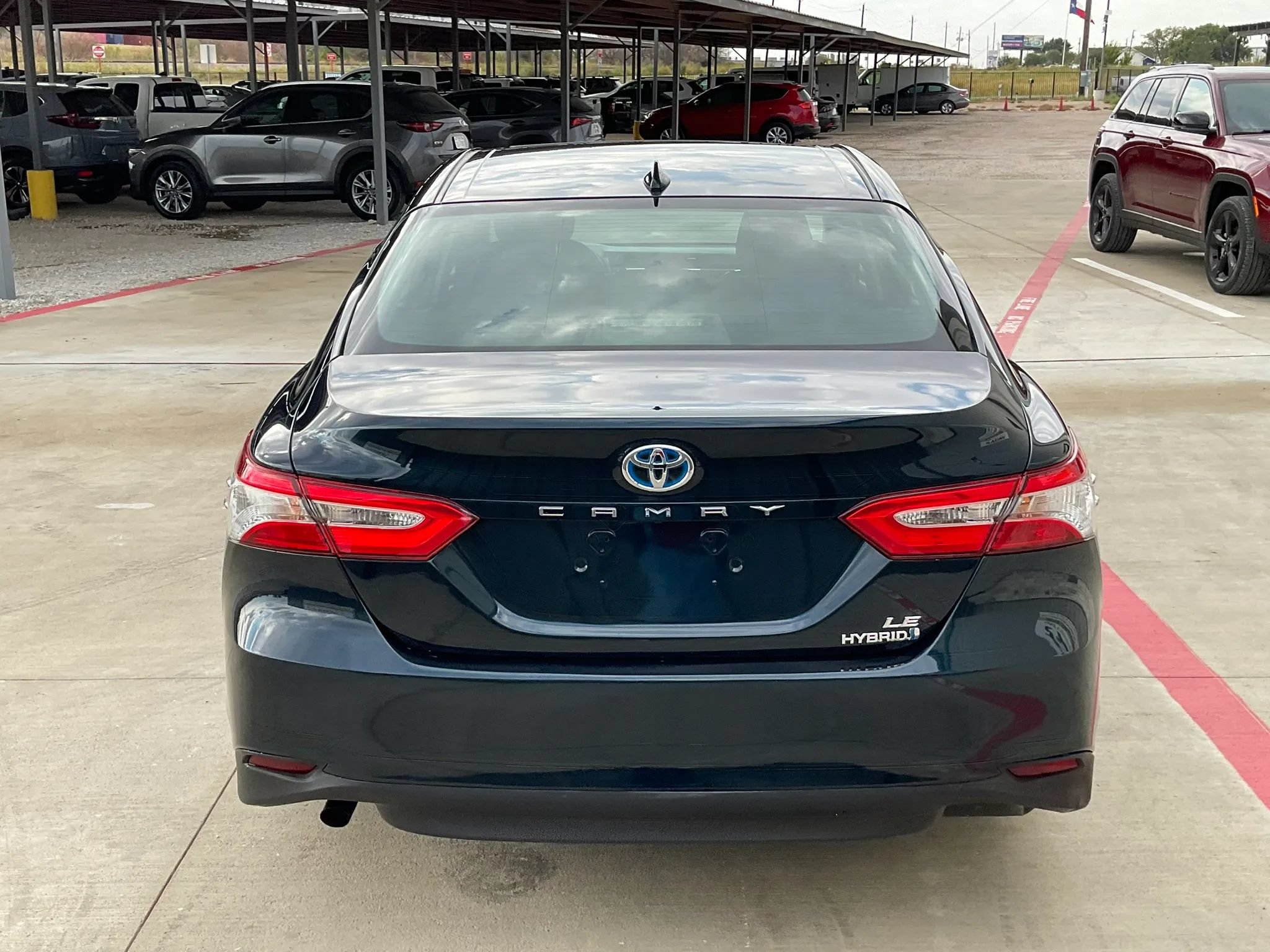 Used 2018 Toyota Camry LE w/ Audio Package FWD image 8