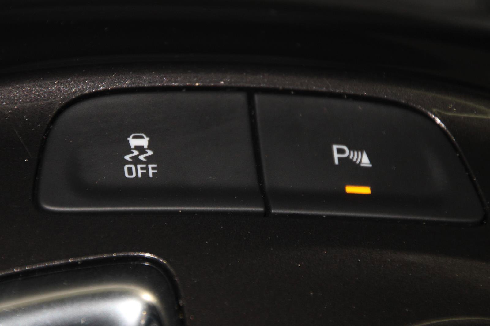 Used 2025 Chevrolet Malibu LS image 11