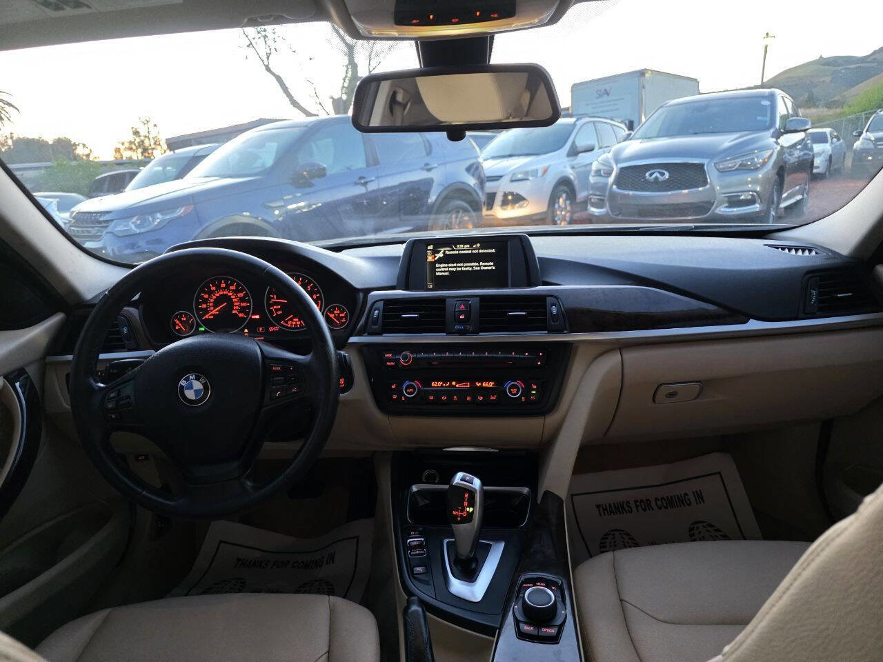 Used 2015 BMW 320i Sedan w/ Driver Assistance Package image 17