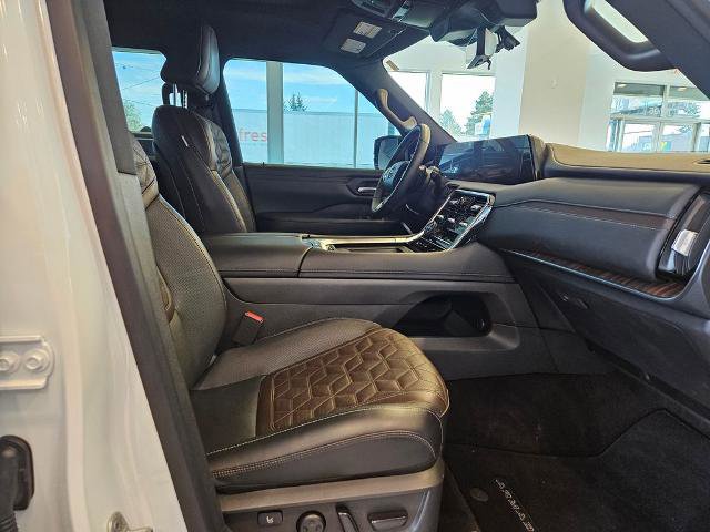 Certified 2025 Nissan Armada Platinum Reserve AWD/4WD image 25