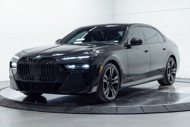 Certified 2023 BMW 760i xDrive w/ Executive Package AWD/4WD image 6