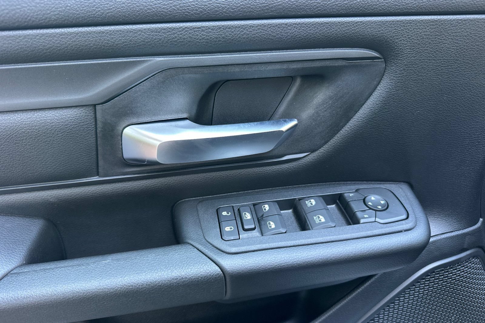 New 2026 RAM 1500 Express AWD/4WD image 10