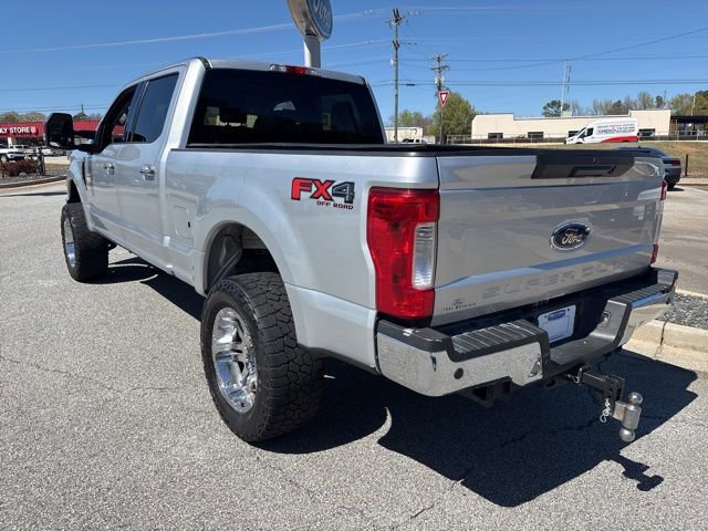 Used 2019 Ford F250 XLT w/ XLT Premium Package image 6