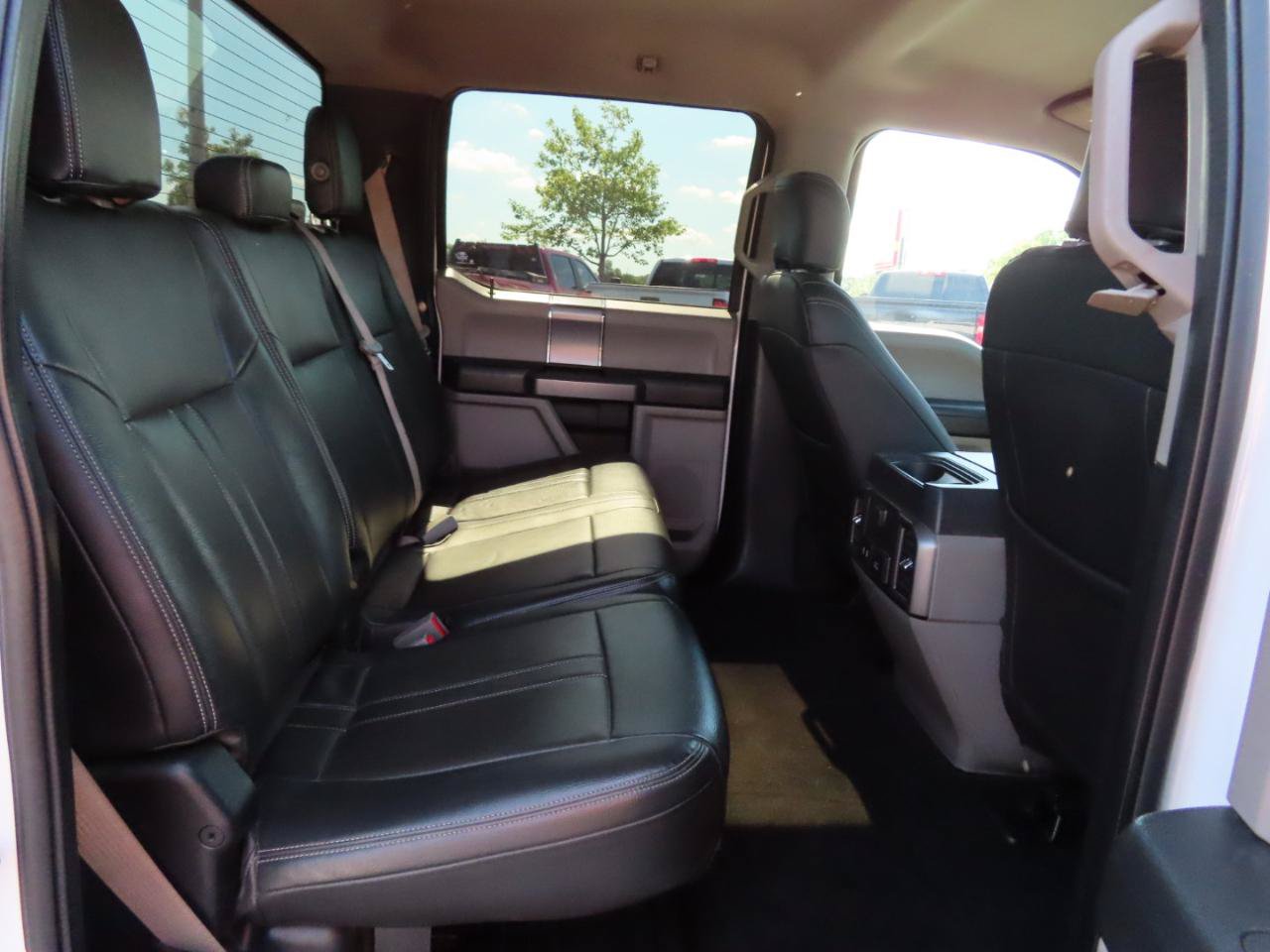 Used 2018 Ford F250 XLT w/ XLT Premium Package AWD/4WD image 44