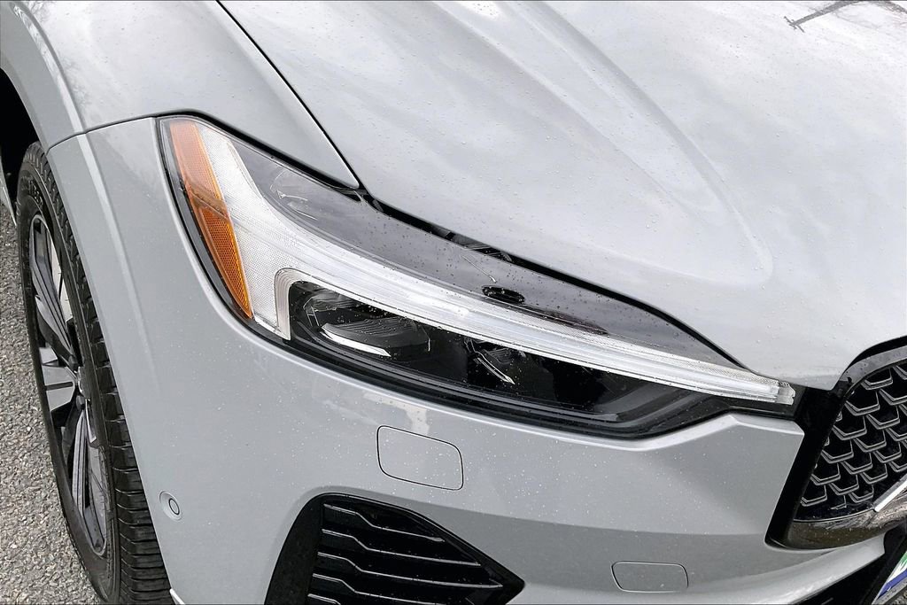 Certified 2024 Volvo XC60 T8 Plus w/ Protection Package Premier image 32