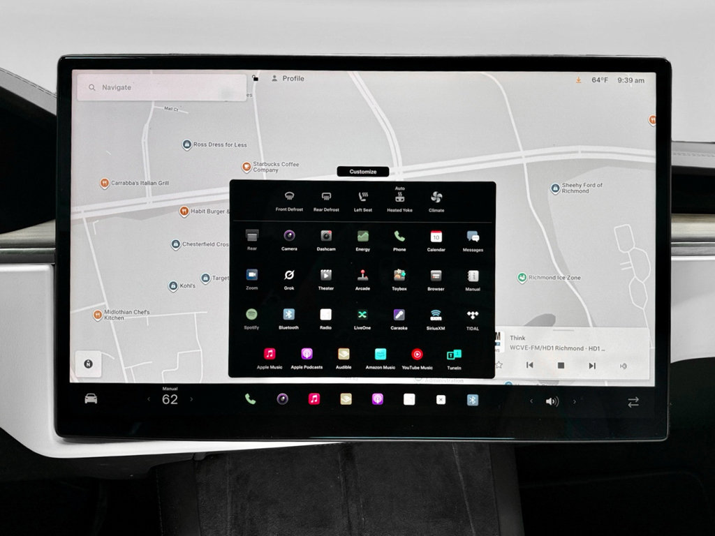 Used 2025 Tesla Model X image 11