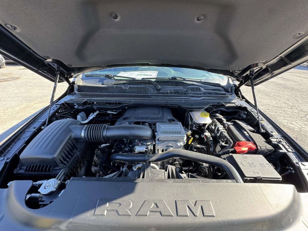 New 2026 RAM 1500 4x4 Crew Cab image 13