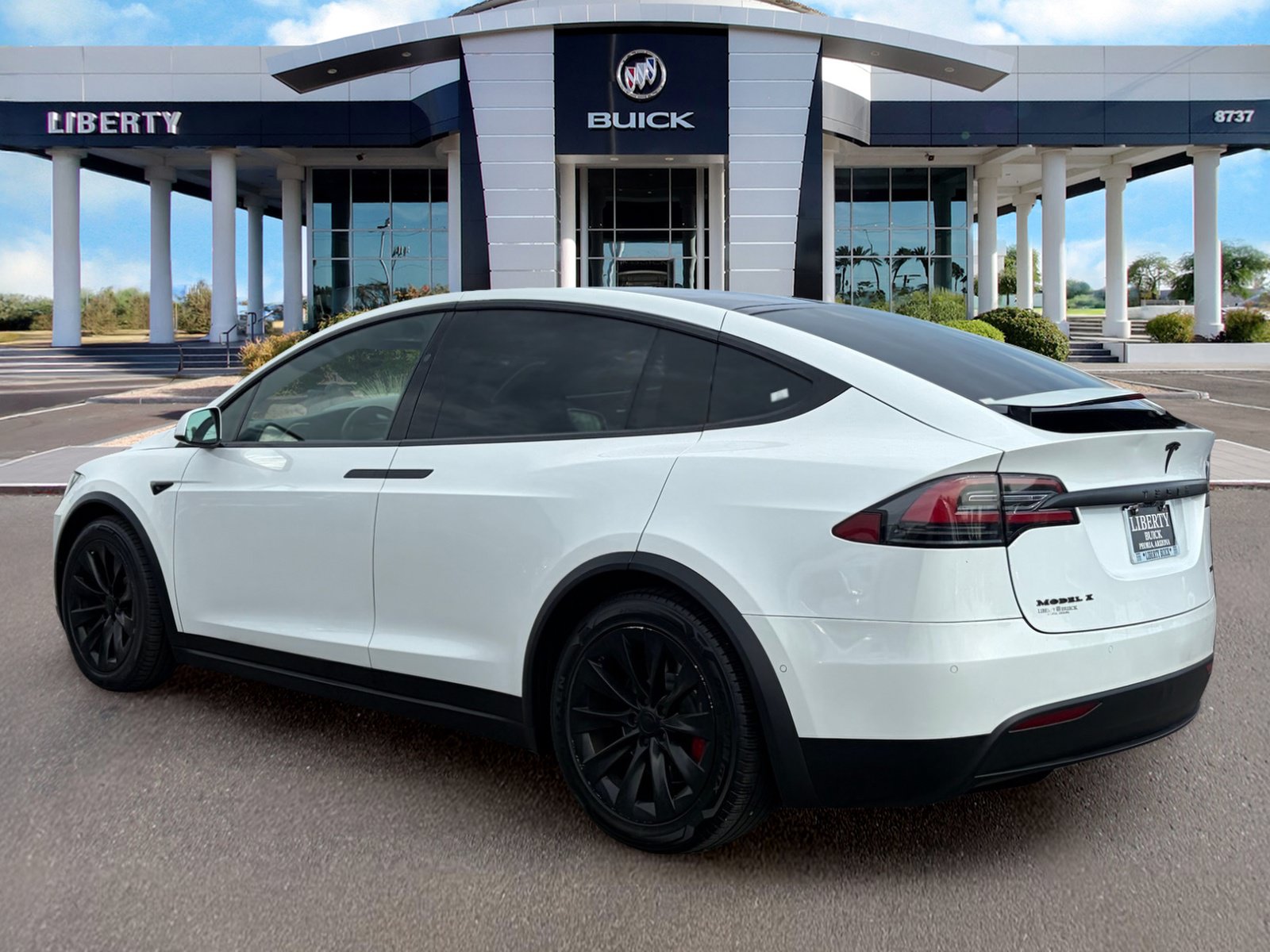 Used 2018 Tesla Model X 100D AWD/4WD image 8