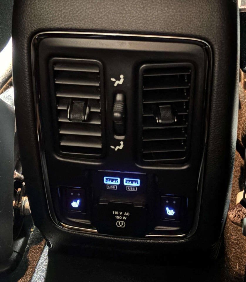 Used 2019 Jeep Grand Cherokee Limited w/ Luxury Group II AWD/4WD image 23