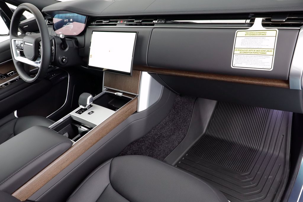 New 2025 Land Rover Range Rover SE AWD/4WD image 21
