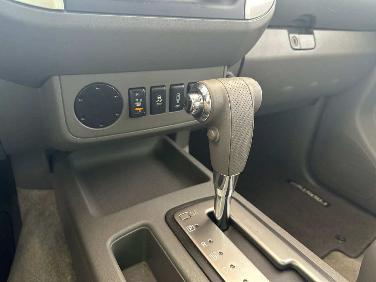 Used 2013 Nissan Frontier SL image 57