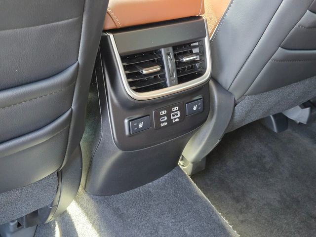 Used 2023 Subaru Outback Touring XT AWD/4WD image 12