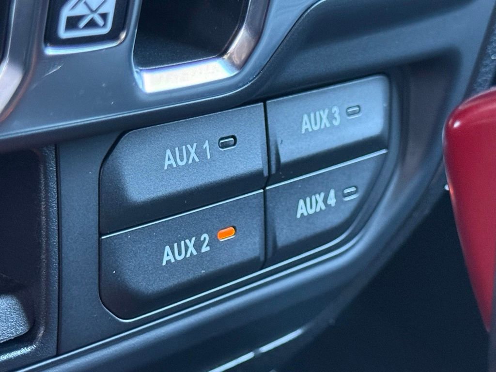 Used 2019 Jeep Wrangler Unlimited Sahara w/ Quick Order Package 24M Moab image 34