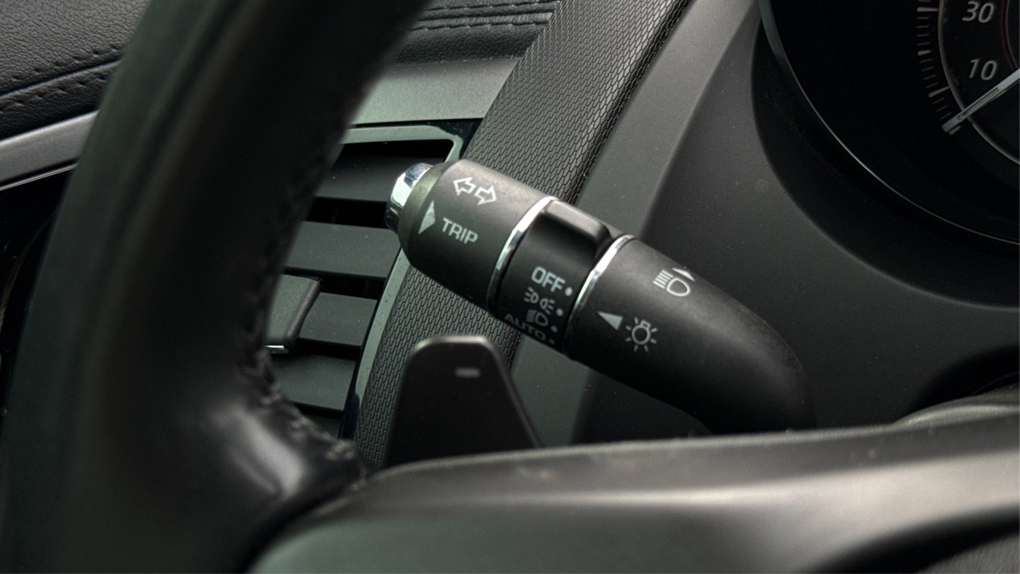 Used 2017 Jaguar F-TYPE Coupe image 36