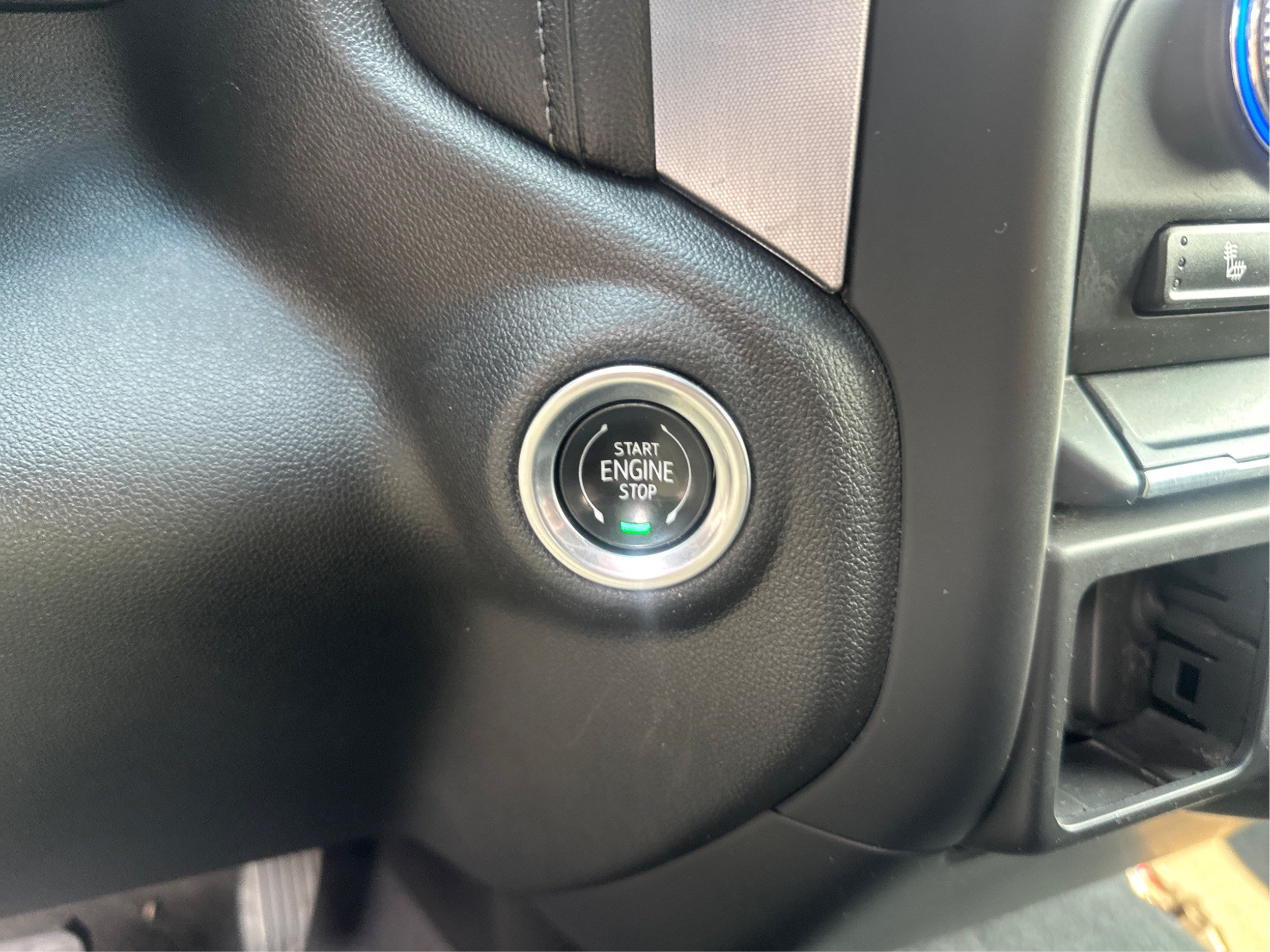Used 2019 GMC Sierra 1500 SLE w/ SLE Convenience Package AWD/4WD image 32