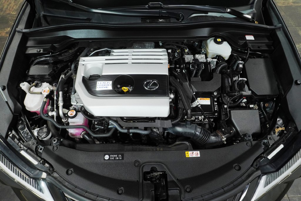 Used 2022 Lexus UX 250h w/ Premium Package AWD/4WD image 10