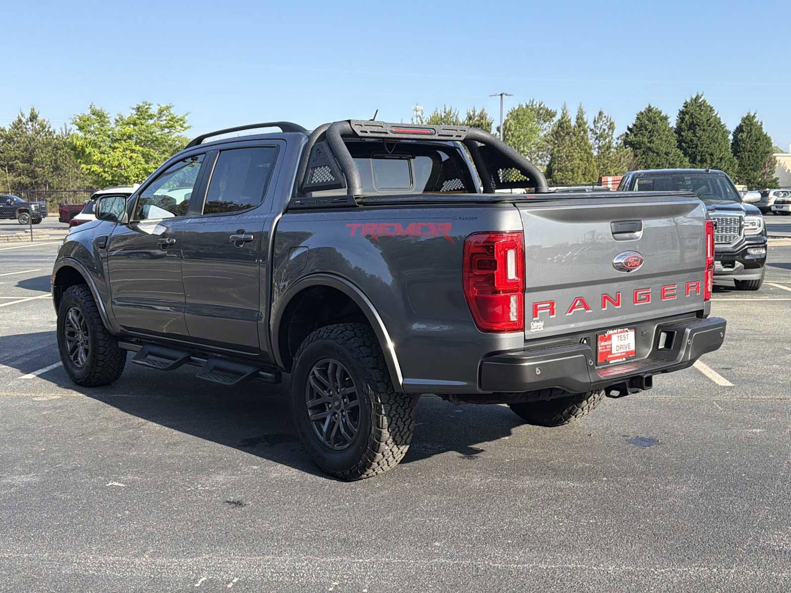 Used 2023 Ford Ranger Lariat w/ Tremor Off-Road Package AWD/4WD image 27