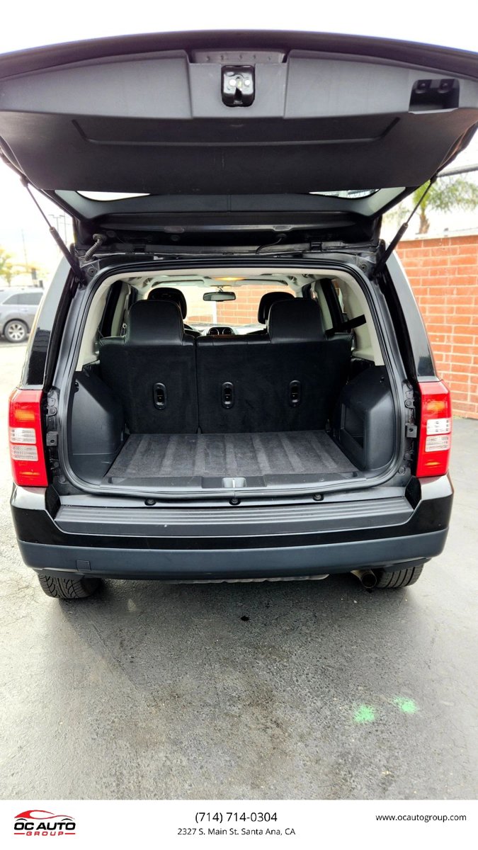 Used 2015 Jeep Patriot High Altitude FWD image 14