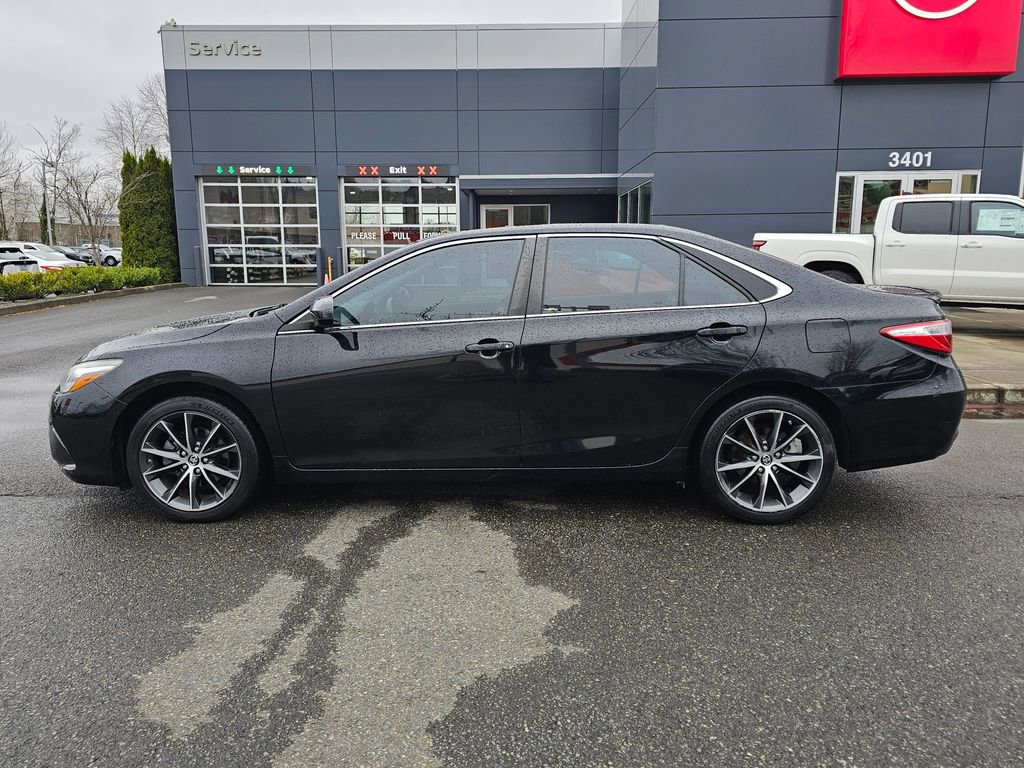 Used 2015 Toyota Camry XSE w/ Moonroof Package image 8