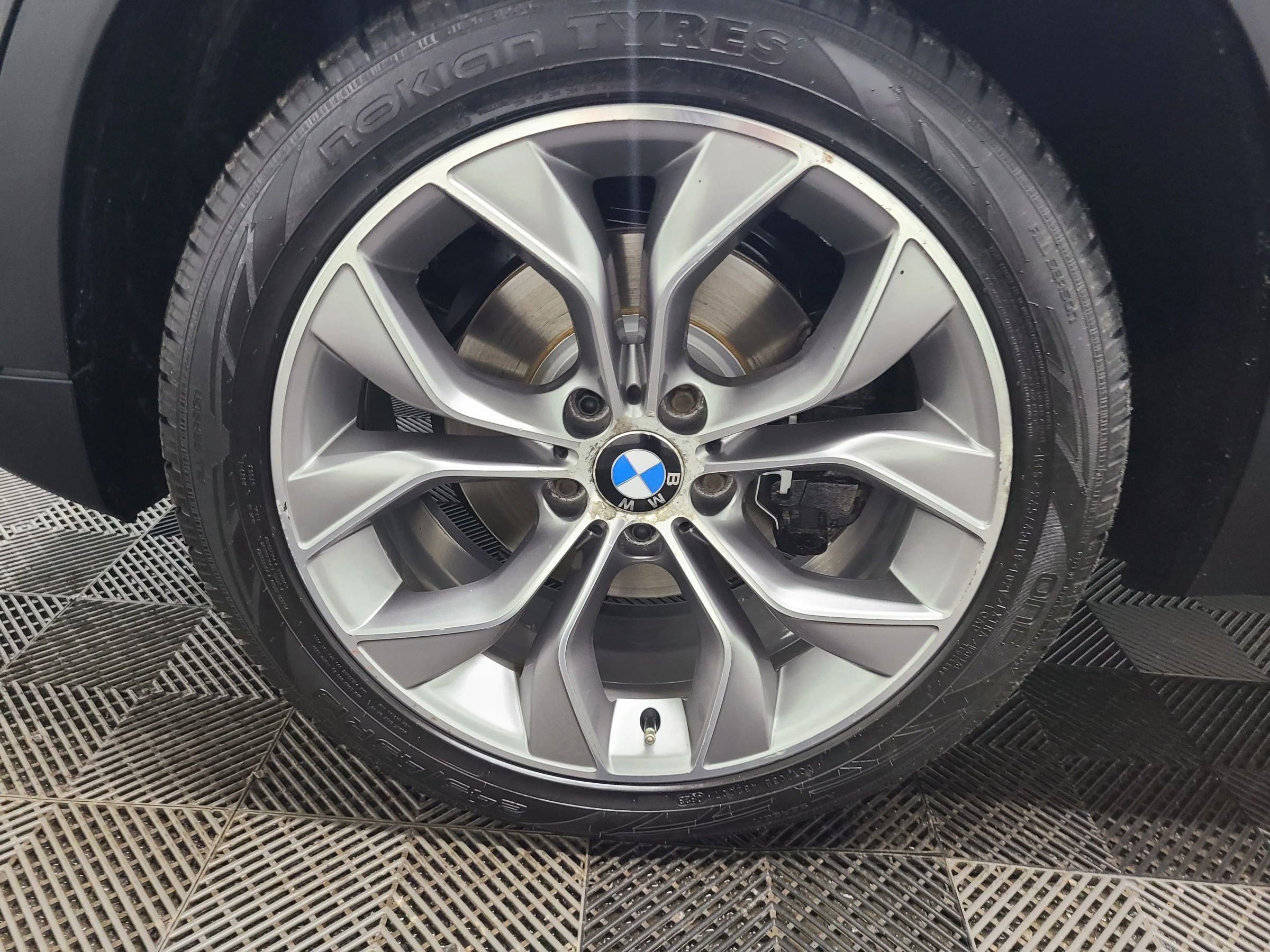 Used 2016 BMW X3 xDrive28d image 18