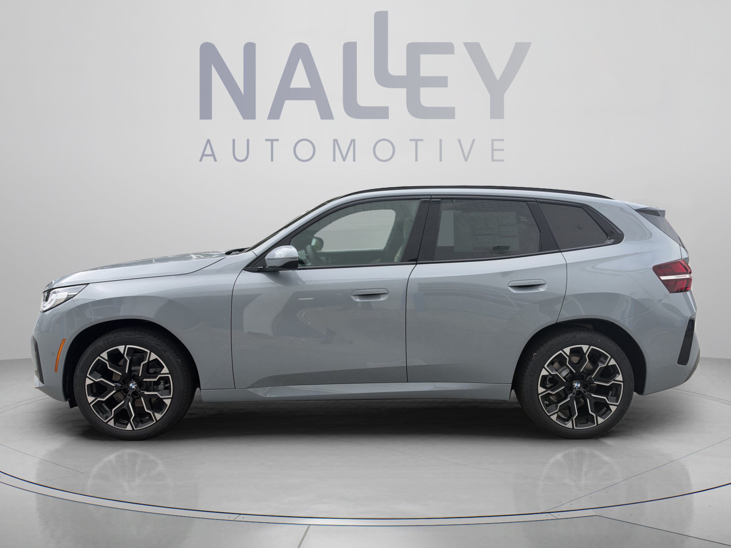 New 2026 BMW X3 xDrive30i w/ Premium Package AWD/4WD image 2