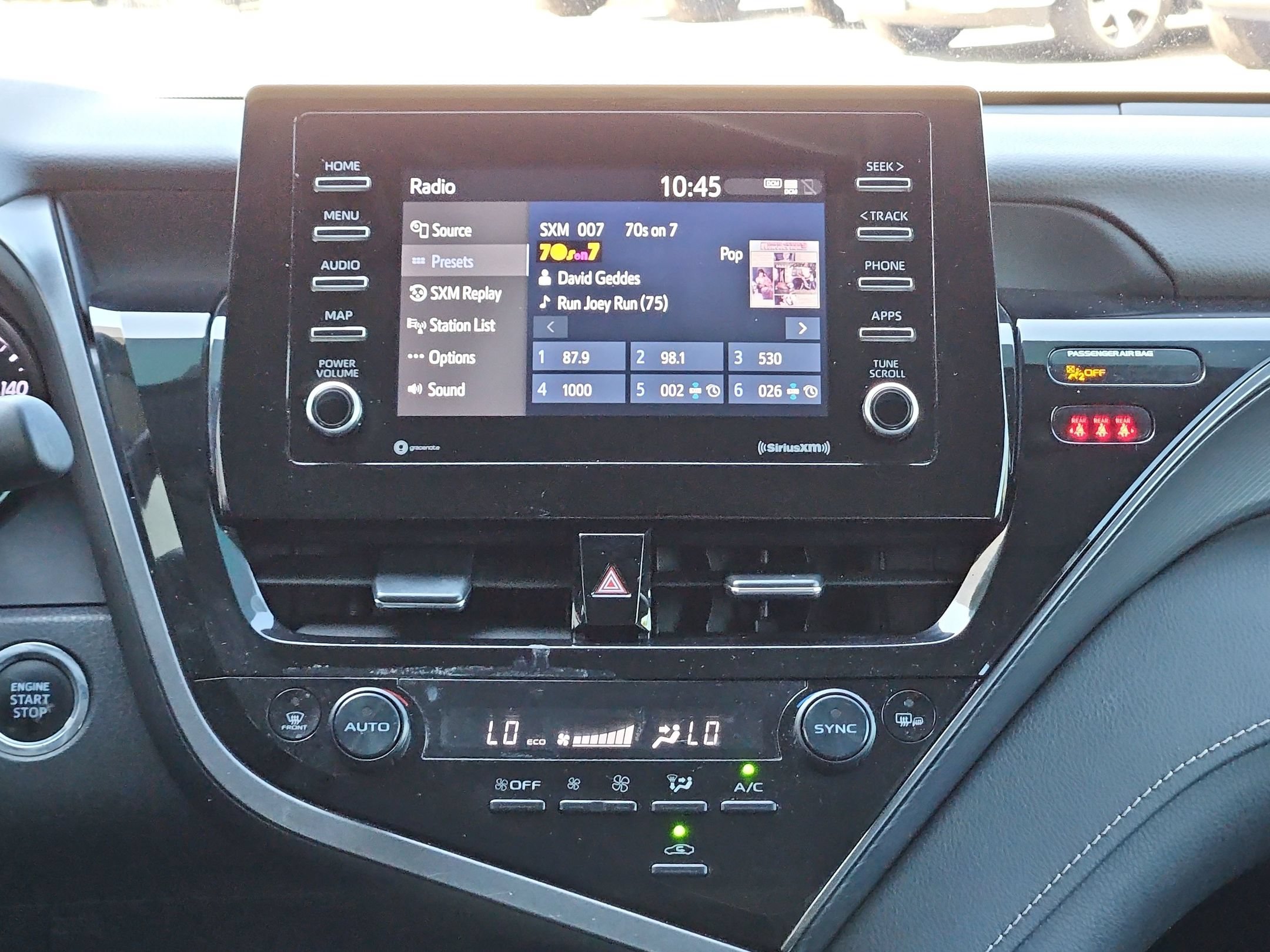 Used 2023 Toyota Camry SE w/ Convenience Package FWD image 13