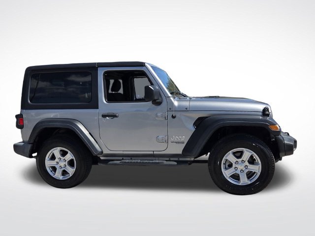 Used 2019 Jeep Wrangler Sport AWD/4WD image 10