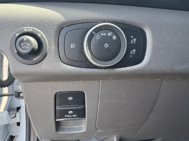 Used 2023 Ford Transit 350 XLT image 27