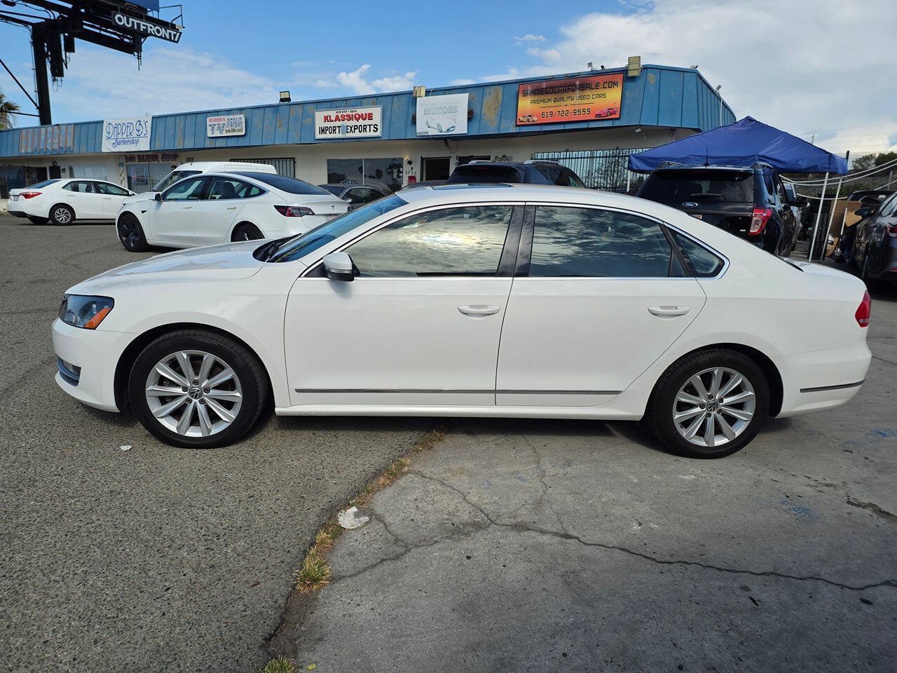 Used 2012 Volkswagen Passat 2.5 SEL Premium FWD image 10