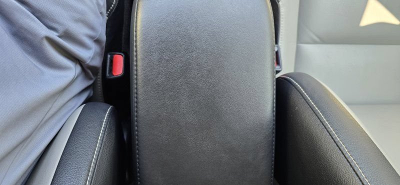 Used 2016 Toyota RAV4 Limited AWD/4WD image 25