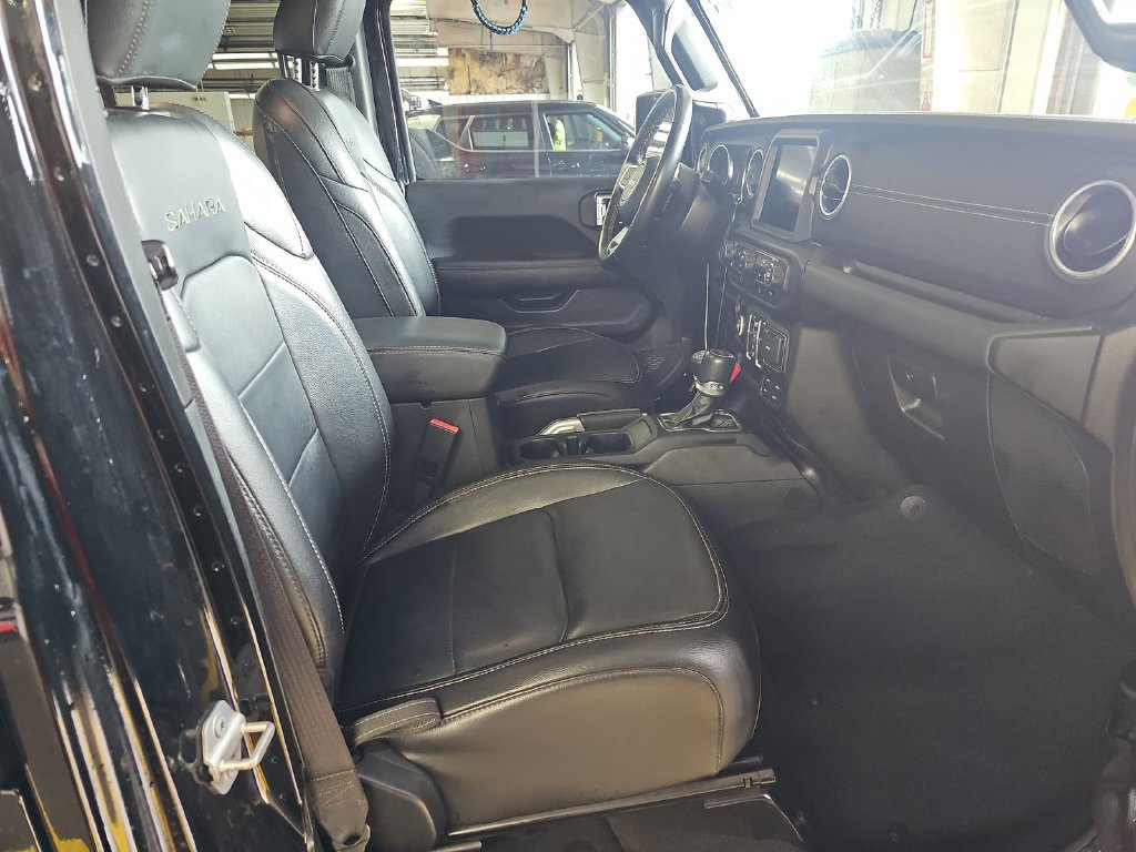 Certified 2022 Jeep Wrangler Unlimited Sahara w/ Cold Weather Group AWD/4WD image 5