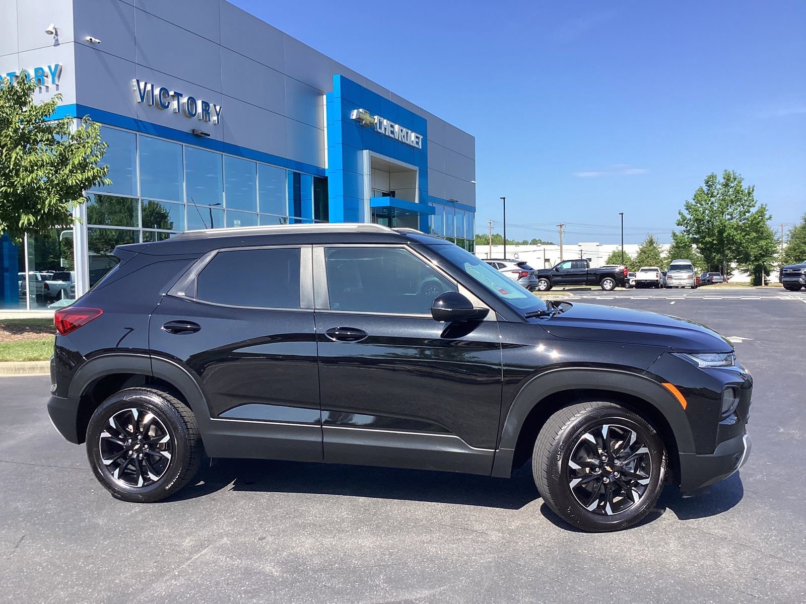 Used 2022 Chevrolet TrailBlazer LT w/ Confidence II Package image 5