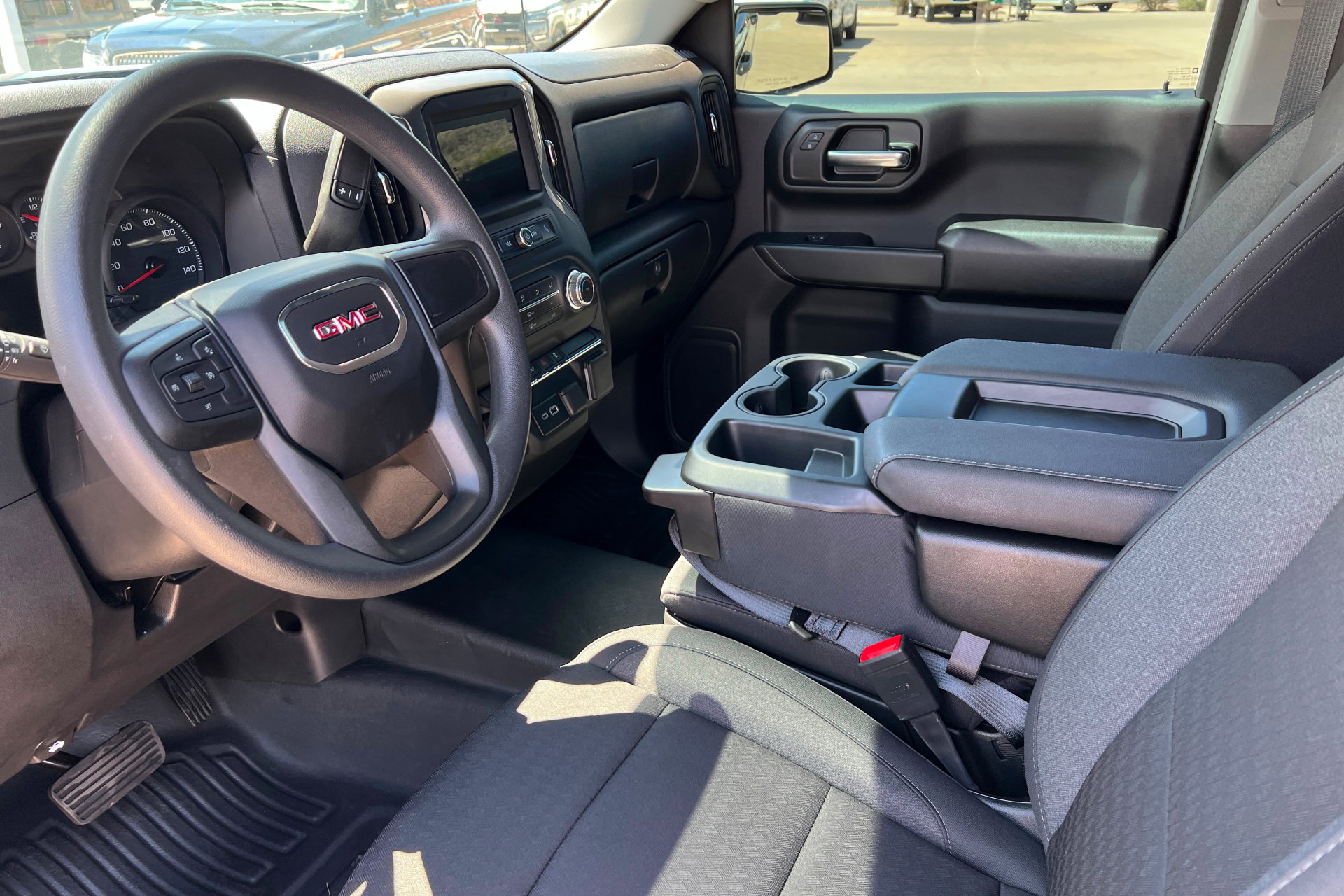 Used 2026 GMC Sierra 1500 Pro w/ Pro Value Package AWD/4WD image 16